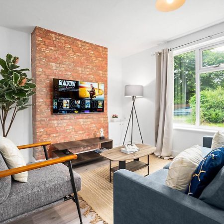 Three Bedroom House - Parking & Garden - Netflix - Wifi - Great Location - 215R Birmingham Dış mekan fotoğraf